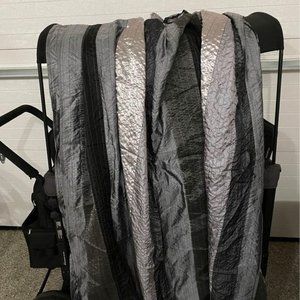 Bed Bath and Beyond Shower Curtains. Set of 2 in Excellent Condition